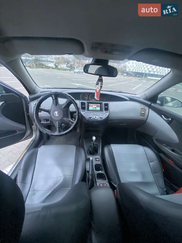 Седан Nissan Primera 2003 в Одесі