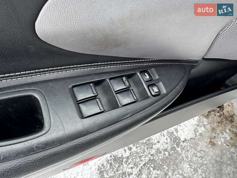 Ліфтбек Nissan Primera 2002 в Києві