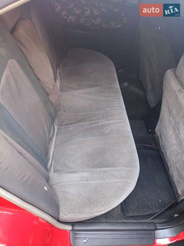 Седан Nissan Primera 1990 в Кучургане