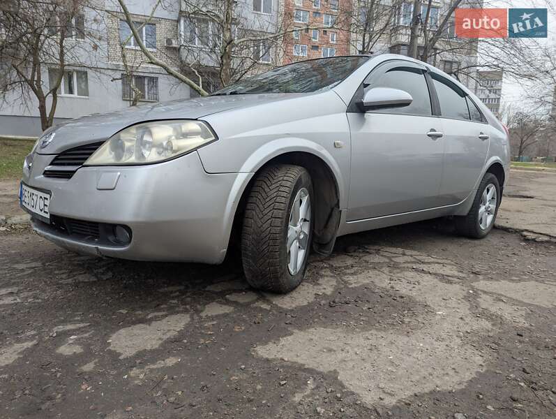 Nissan Primera 2003