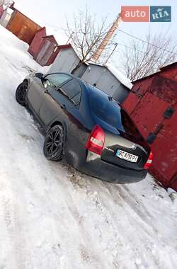 Седан Nissan Primera 2003 в Дрогобичі