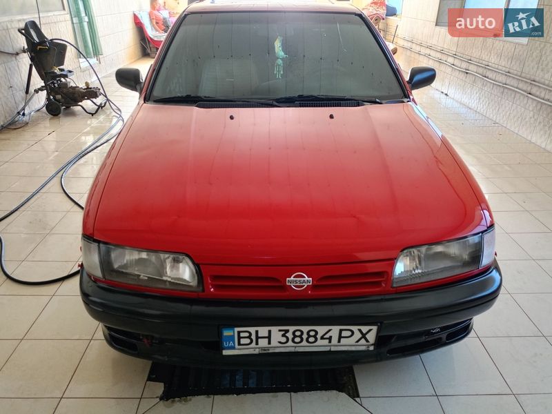 Седан Nissan Primera 1990 в Одессе