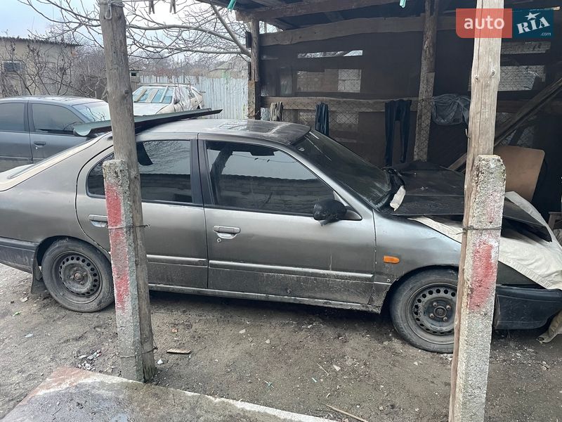 Nissan Primera 1994