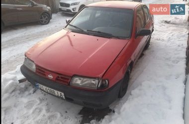 Седан Nissan Primera 1995 в Києві