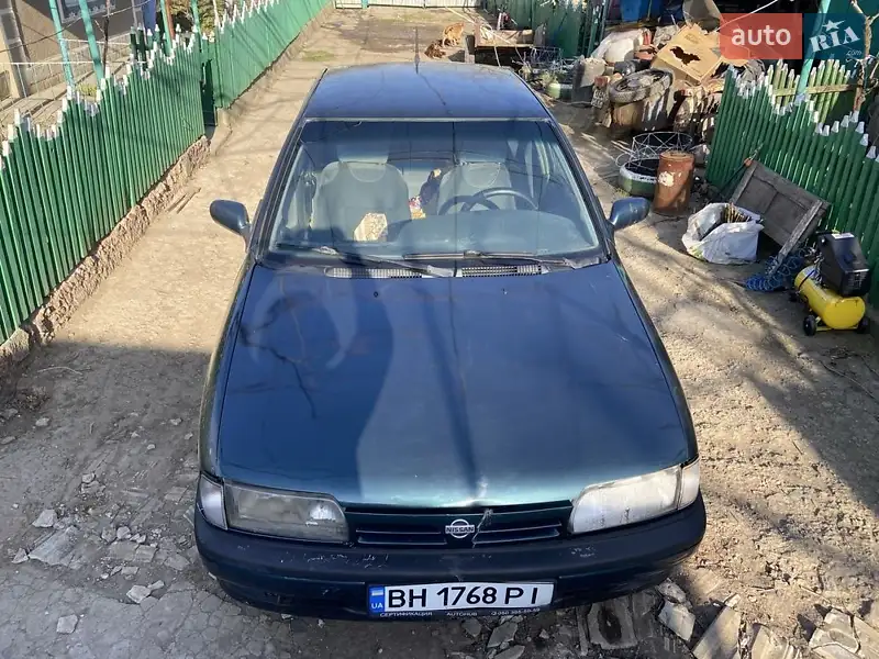 Nissan Primera 1995