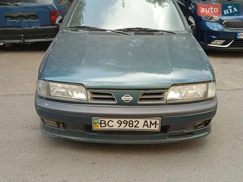 Nissan Primera 1995