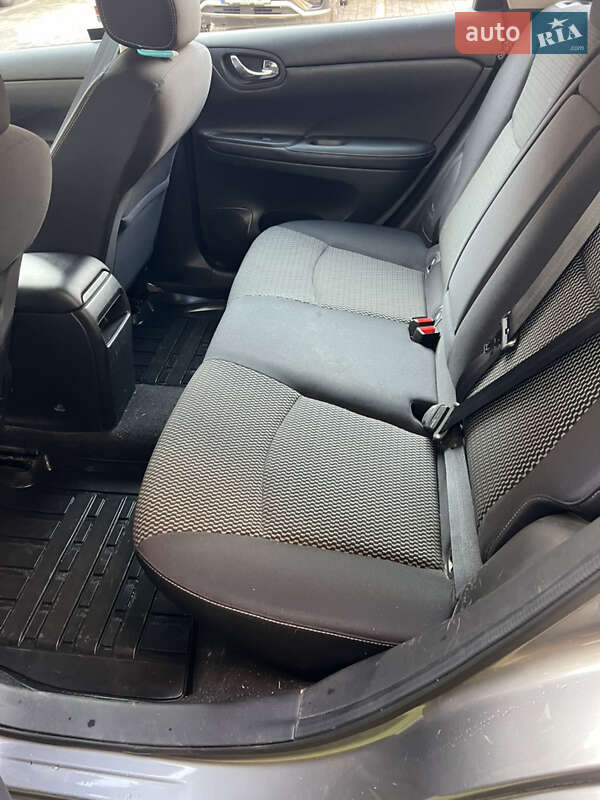 Хэтчбек Nissan Pulsar 2015 в Ужгороде