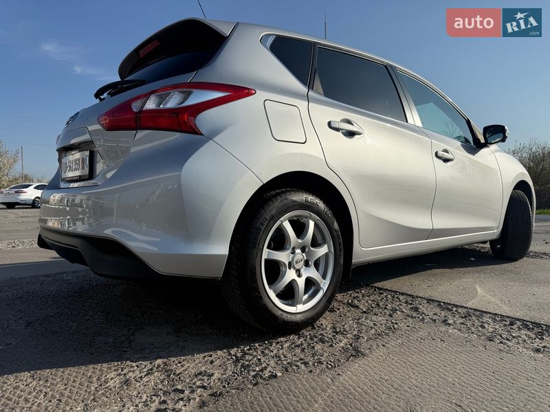 Хэтчбек Nissan Pulsar 2016 в Ужгороде