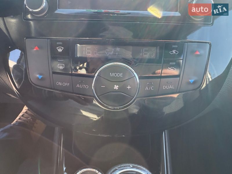 Хэтчбек Nissan Pulsar 2016 в Ужгороде