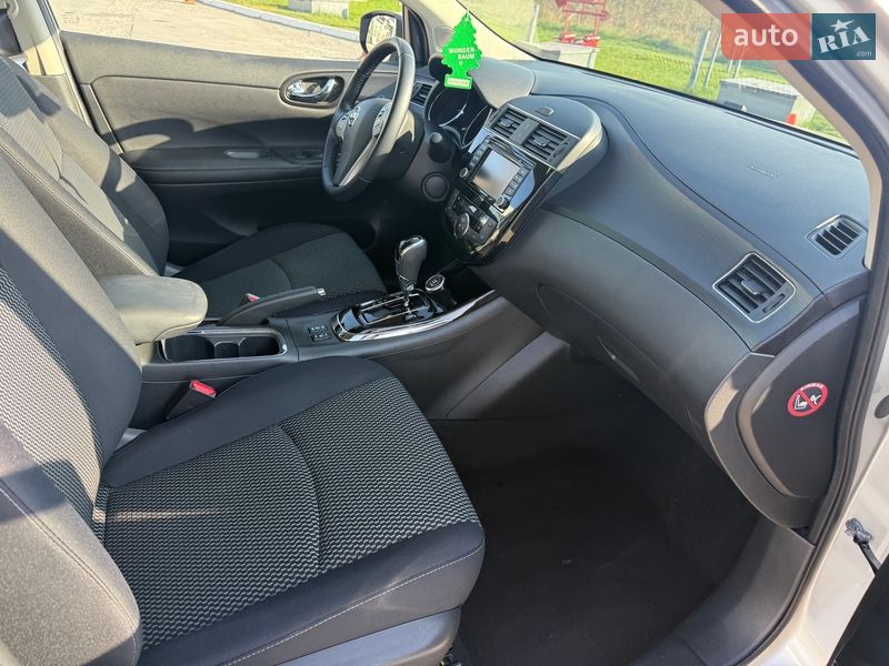 Хэтчбек Nissan Pulsar 2016 в Ужгороде