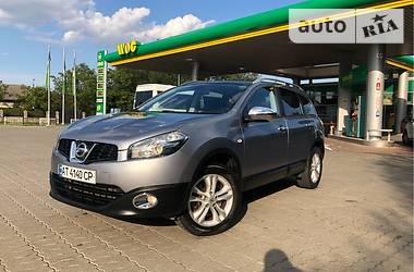 Позашляховик / Кросовер Nissan Qashqai+2 2011 в Івано-Франківську