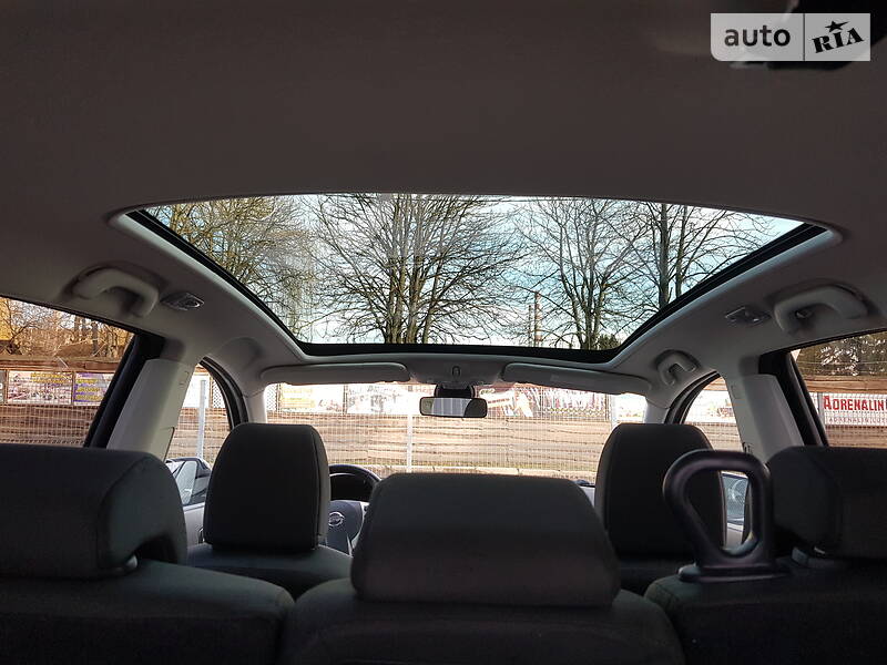 Універсал Nissan Qashqai+2 2010 в Луцьку