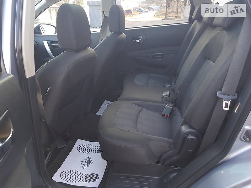 Універсал Nissan Qashqai+2 2010 в Луцьку