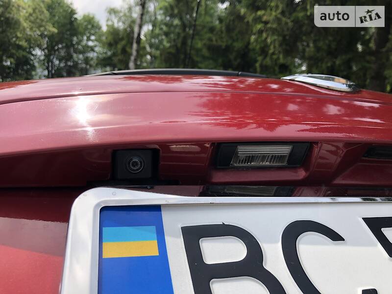 Позашляховик / Кросовер Nissan Qashqai+2 2010 в Львові