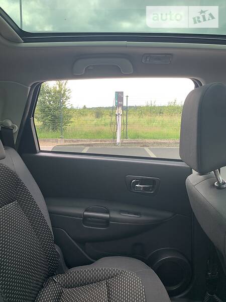 Позашляховик / Кросовер Nissan Qashqai+2 2009 в Стрию