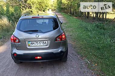 Позашляховик / Кросовер Nissan Qashqai+2 2008 в Коростені