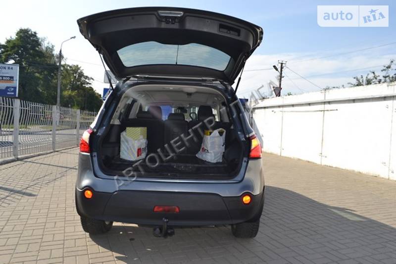 Внедорожник / Кроссовер Nissan Qashqai+2 2011 в Хмельницком фото 47 Внедорожник / Кроссовер Nissan Qashqai+2 2011 в Хмельницком