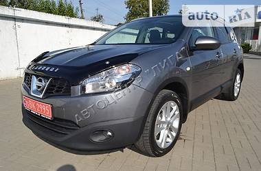 Внедорожник / Кроссовер Nissan Qashqai+2 2011 в 
