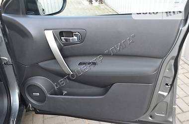 Внедорожник / Кроссовер Nissan Qashqai+2 2011 в 