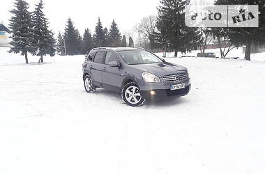 Внедорожник / Кроссовер Nissan Qashqai+2 2009 в Дубно