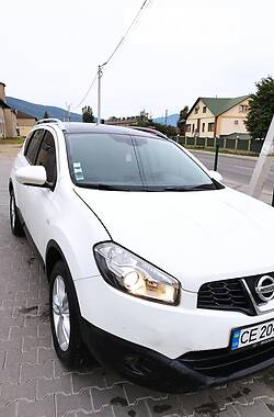 Внедорожник / Кроссовер Nissan Qashqai+2 2010 в Черновцах