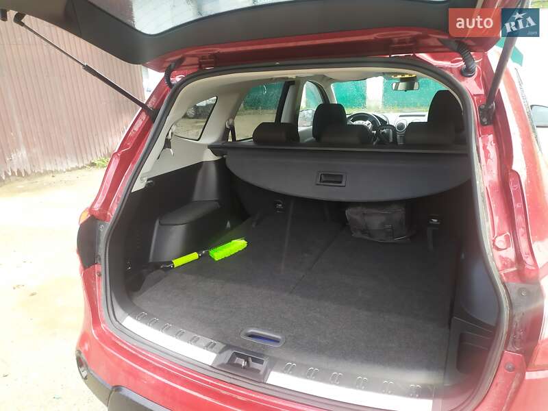 Внедорожник / Кроссовер Nissan Qashqai+2 2013 в Чемеровцах