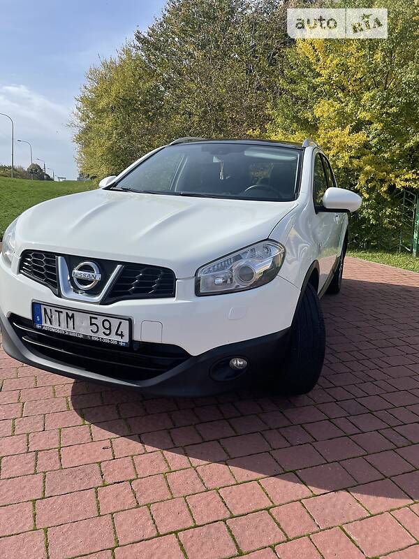 Nissan Qashqai+2