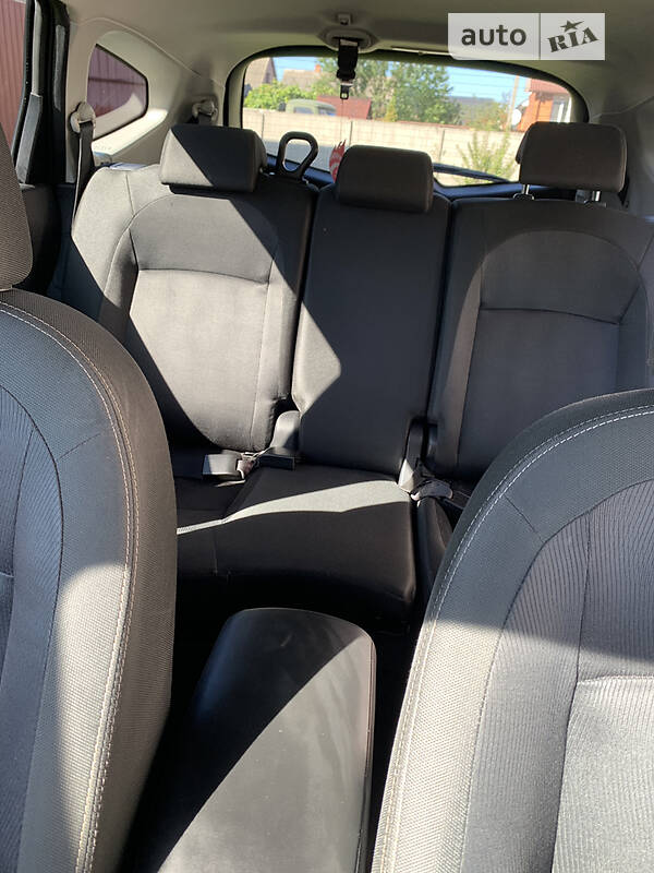 Позашляховик / Кросовер Nissan Qashqai+2 2010 в Маневичах фото 7 Позашляховик / Кросовер Nissan Qashqai+2 2010 в Маневичах