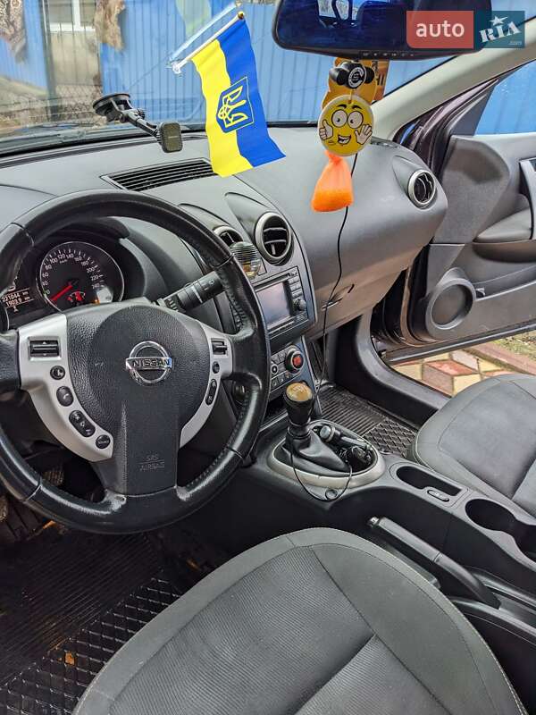 Внедорожник / Кроссовер Nissan Qashqai+2 2011 в Сарнах