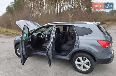 Внедорожник / Кроссовер Nissan Qashqai+2 2009 в Полонном