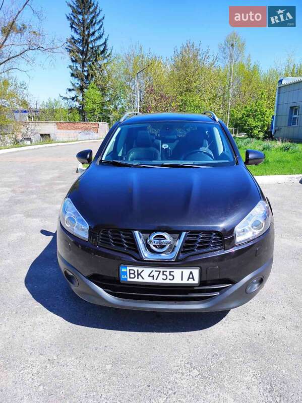 Внедорожник / Кроссовер Nissan Qashqai+2 2011 в Ровно