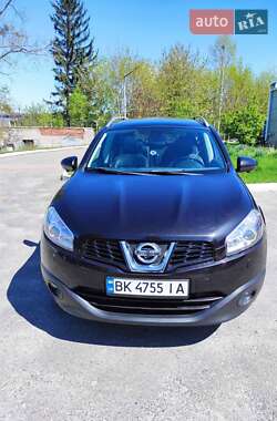 Внедорожник / Кроссовер Nissan Qashqai+2 2011 в Ровно