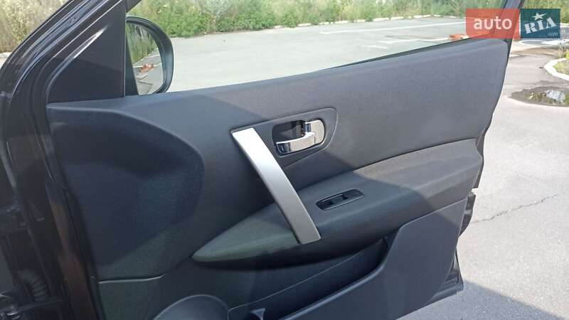 Внедорожник / Кроссовер Nissan Qashqai+2 2009 в Лебедине