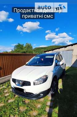 Внедорожник / Кроссовер Nissan Qashqai+2 2010 в Черновцах