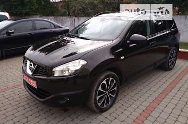 Позашляховик / Кросовер Nissan Qashqai+2 2014 в Дубні