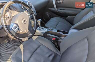 Позашляховик / Кросовер Nissan Qashqai+2 2011 в 