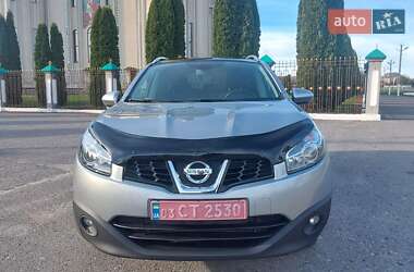 Позашляховик / Кросовер Nissan Qashqai+2 2013 в Дубні