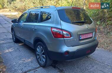 Позашляховик / Кросовер Nissan Qashqai+2 2013 в Дубні