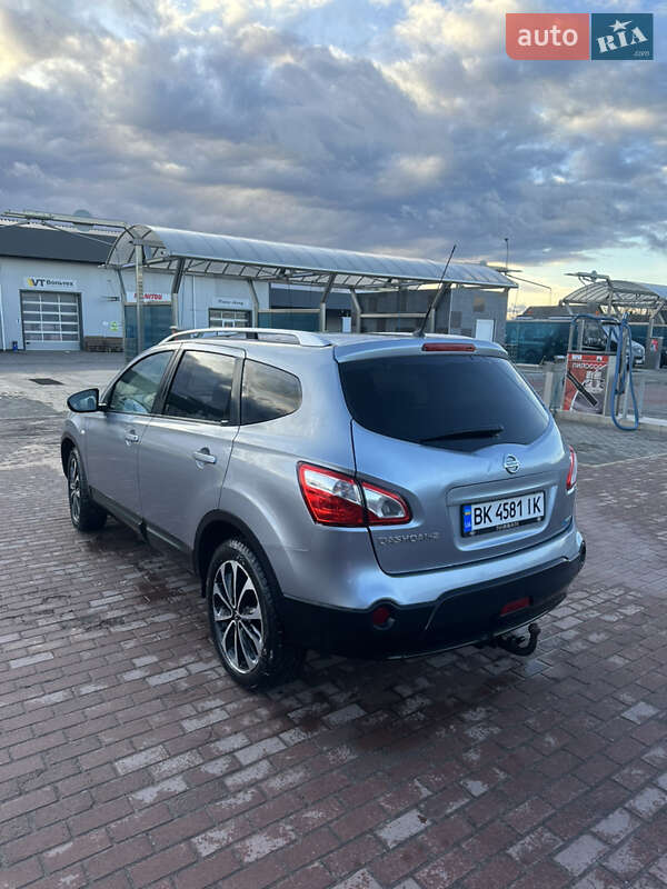 Позашляховик / Кросовер Nissan Qashqai+2 2012 в Сарнах