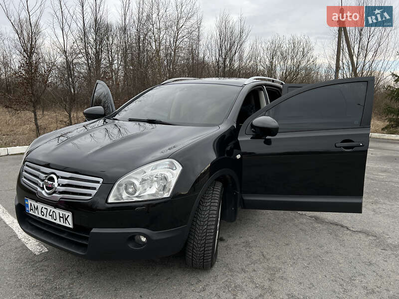 Внедорожник / Кроссовер Nissan Qashqai+2 2008 в Звягеле