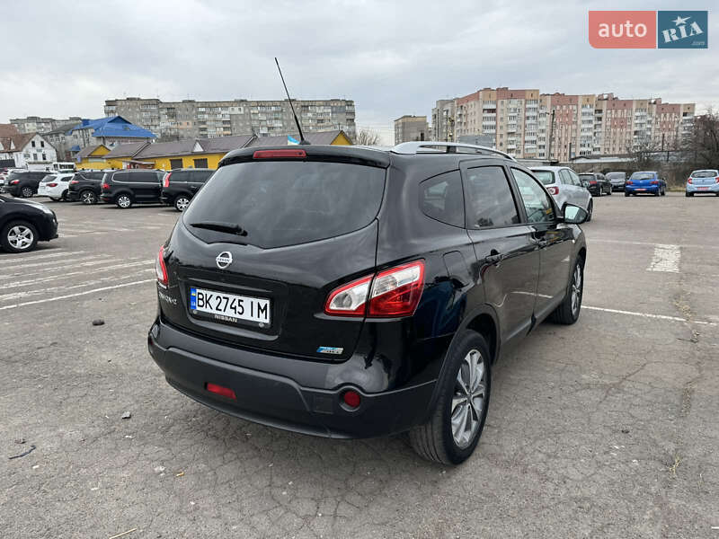 Позашляховик / Кросовер Nissan Qashqai+2 2013 в Рівному