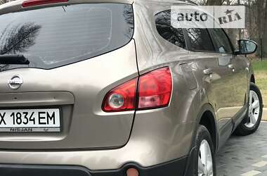 Позашляховик / Кросовер Nissan Qashqai+2 2008 в Шепетівці