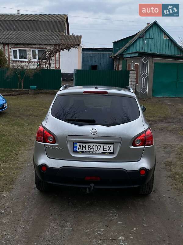 Позашляховик / Кросовер Nissan Qashqai+2 2008 в Звягелі фото 4 Позашляховик / Кросовер Nissan Qashqai+2 2008 в Звягелі
