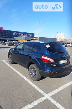 Позашляховик / Кросовер Nissan Qashqai+2 2011 в Києві