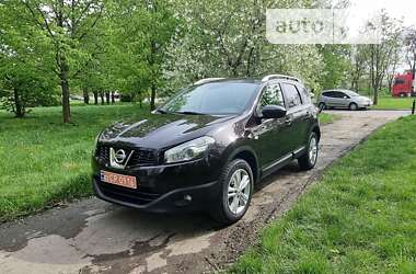 Позашляховик / Кросовер Nissan Qashqai+2 2011 в Рівному