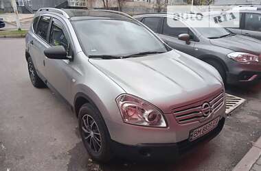 Внедорожник / Кроссовер Nissan Qashqai+2 2009 в Сумах