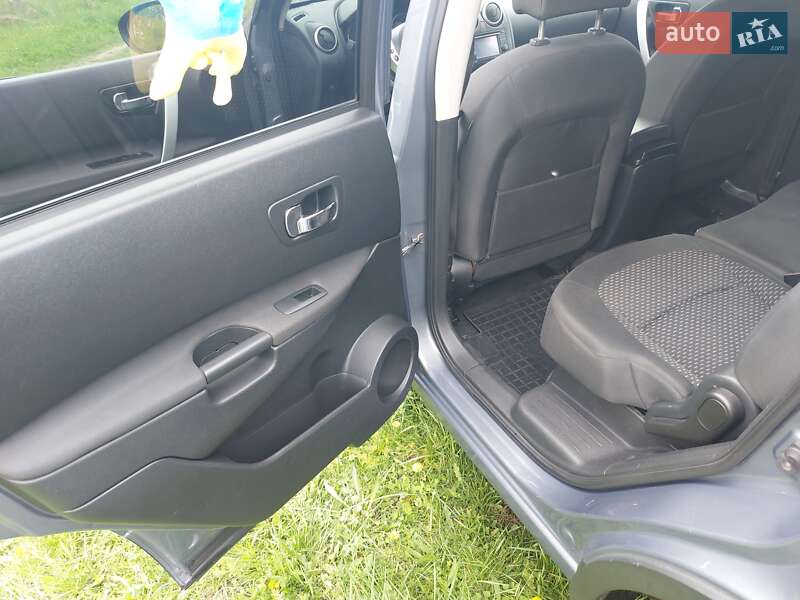Внедорожник / Кроссовер Nissan Qashqai+2 2009 в Тернополе