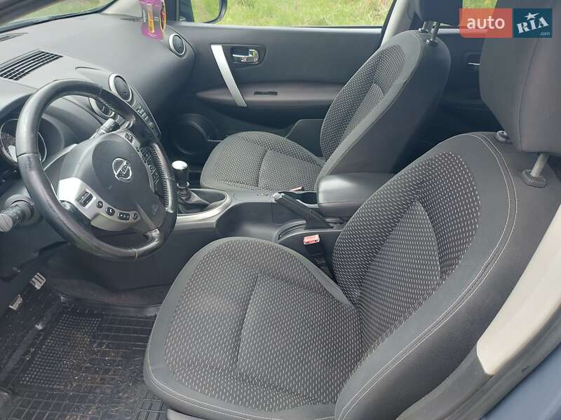 Внедорожник / Кроссовер Nissan Qashqai+2 2009 в Тернополе