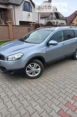 Внедорожник / Кроссовер Nissan Qashqai+2 2010 в Запорожье