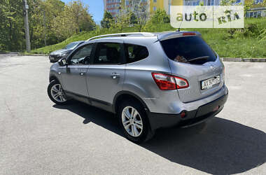 Позашляховик / Кросовер Nissan Qashqai+2 2013 в Харкові